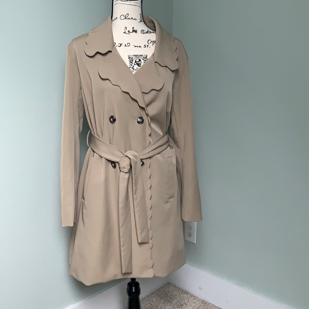 Truly Poppy Scallop Trench Jacket